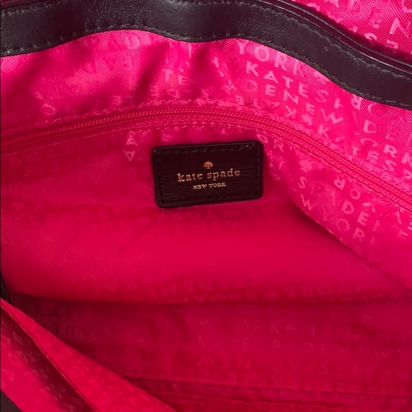 Kate Spade quilted crossbody with gold hardware - Picture 6 of 8